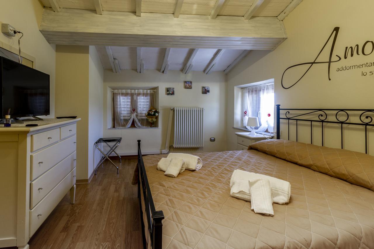 Flori'S Bed and Breakfast Viareggio Exteriör bild