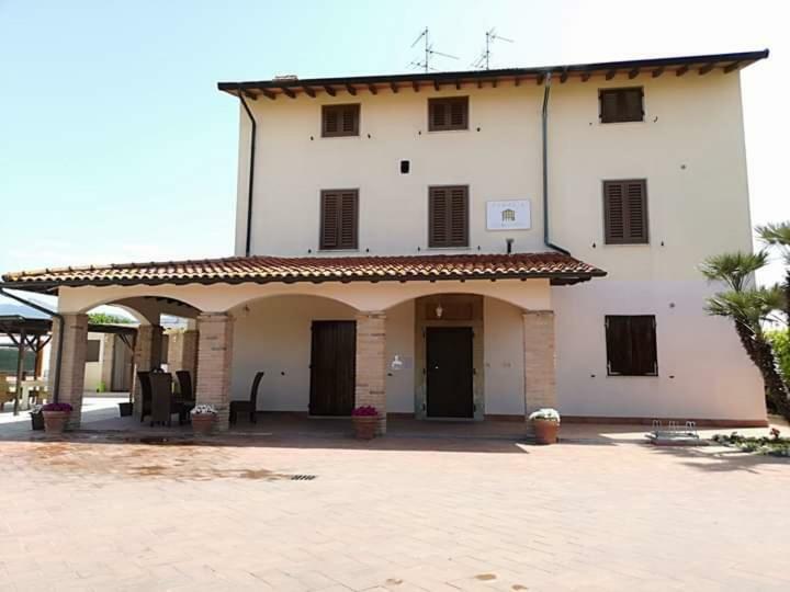 Flori'S Bed and Breakfast Viareggio Exteriör bild